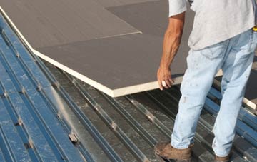 benefits of insulating Wreath flat roofing