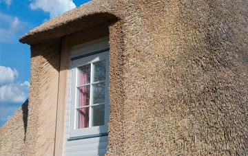 Wreath thatch roof disadvantages